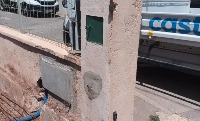 GMC HABITAT est intervenu pour réaliser l'installation d'un portail coulissant alu à CUERS, Toulon, GMC HABITAT